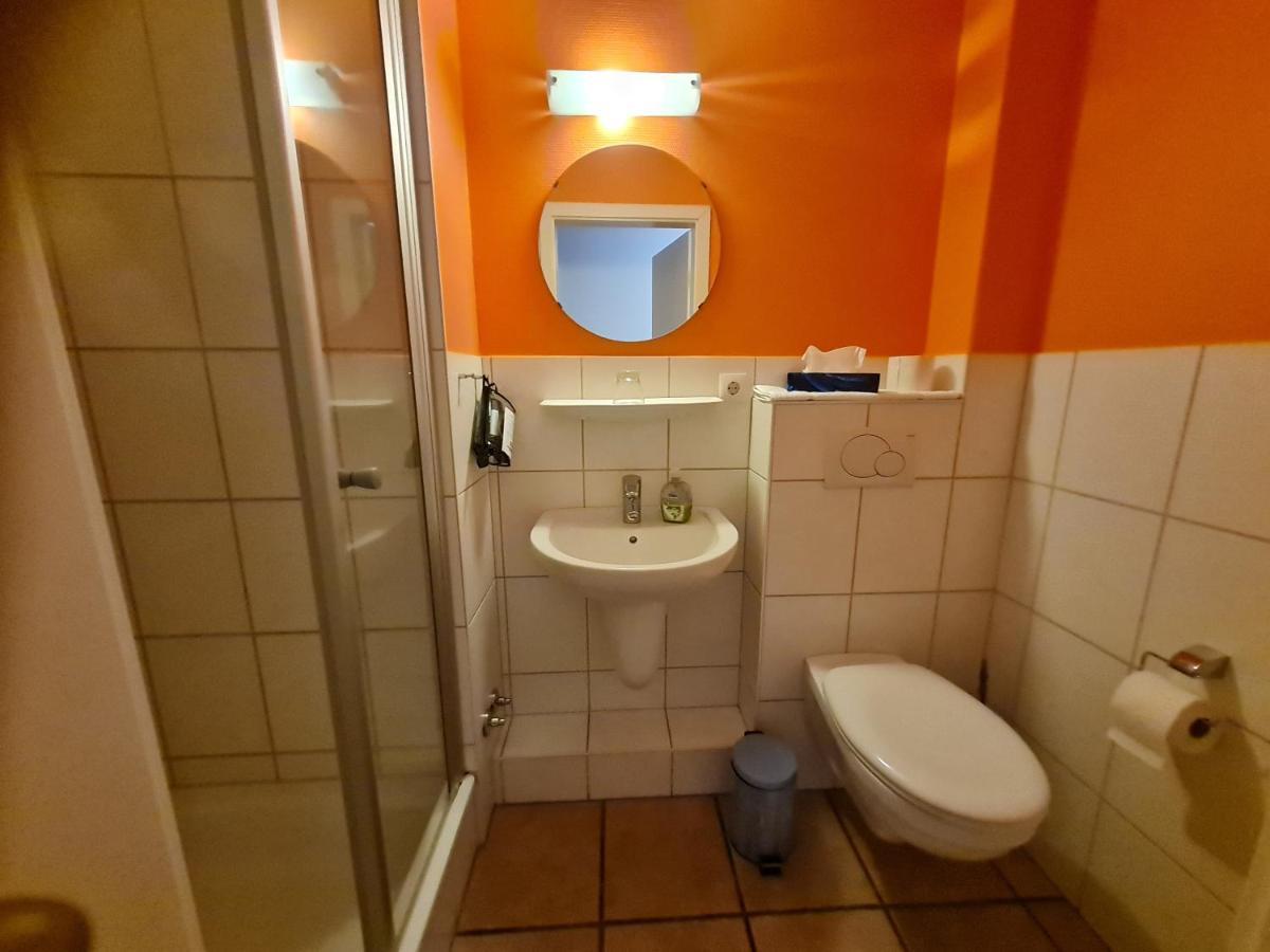 Hotel Gasthaus Frorup à Oeversee Extérieur photo